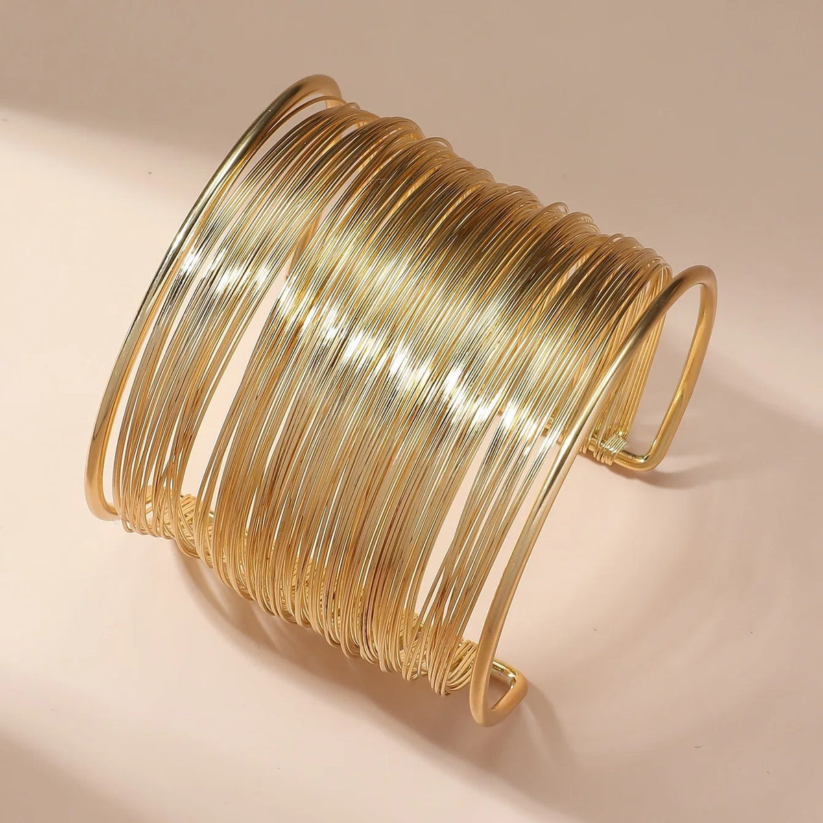 Gouden Spiraal Draad Cuff Open Armband