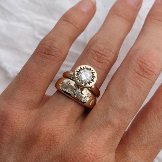 Set van vergulde kristallen ringen in vintage look
