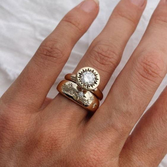 Set van vergulde kristallen ringen in vintage look